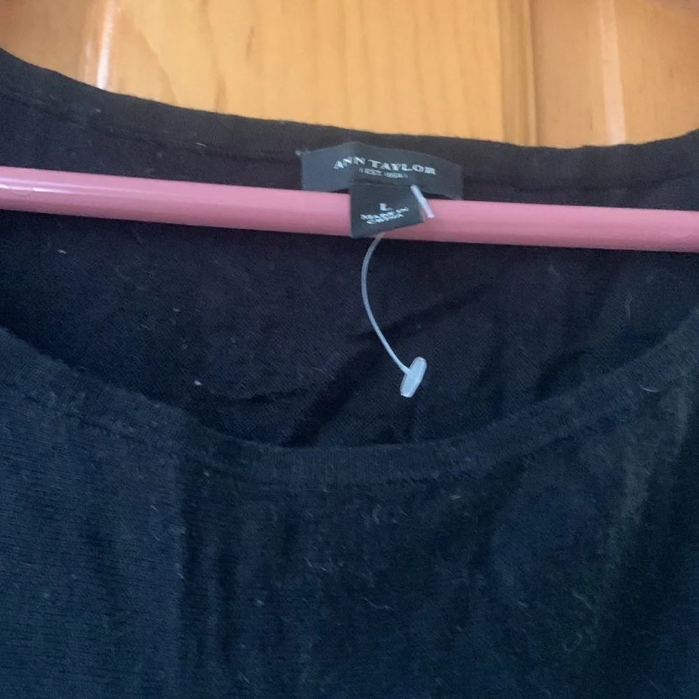 Ann Taylor Sweater - Size L - Picture 2 of 3